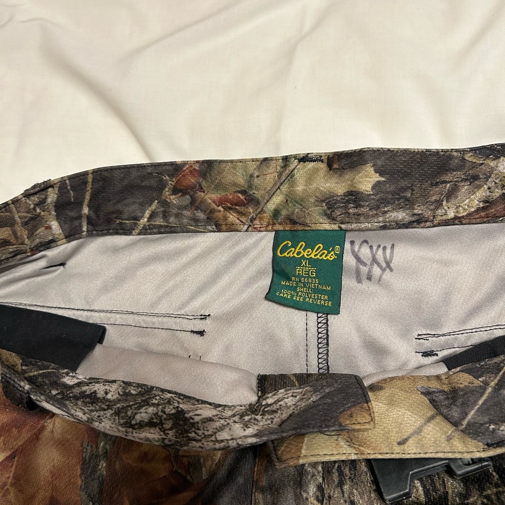 Cabela's Woodland Camouflage Pants XL - Picture 3 of 9